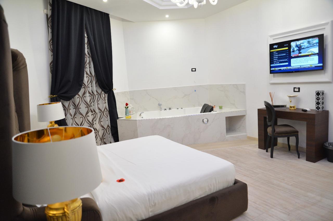 Escape Luxury Suite Roma Exterior foto